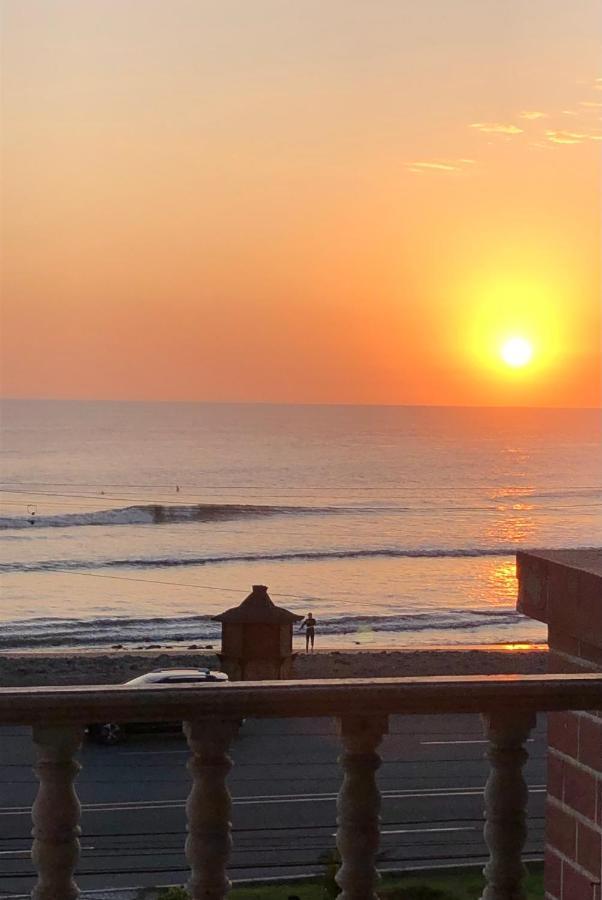Pointbreak Surf Camp Hostel Huanchaco Bagian luar foto