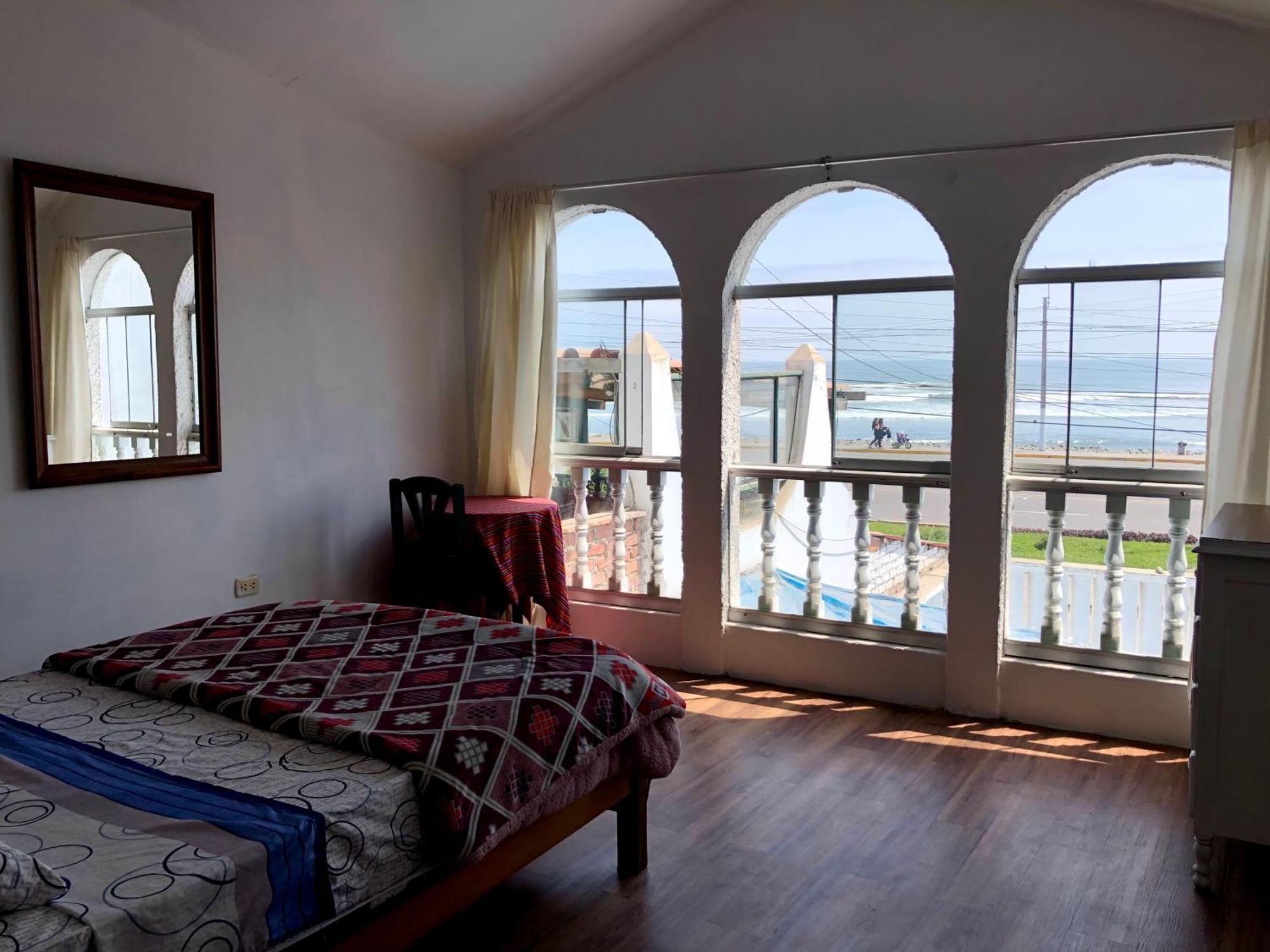 Pointbreak Surf Camp Hostel Huanchaco Bagian luar foto