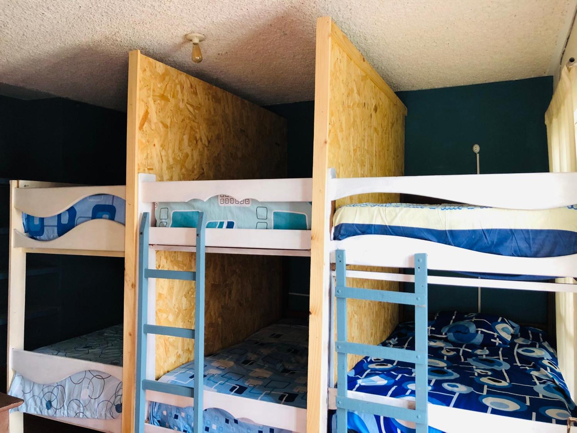 Pointbreak Surf Camp Hostel Huanchaco Bagian luar foto
