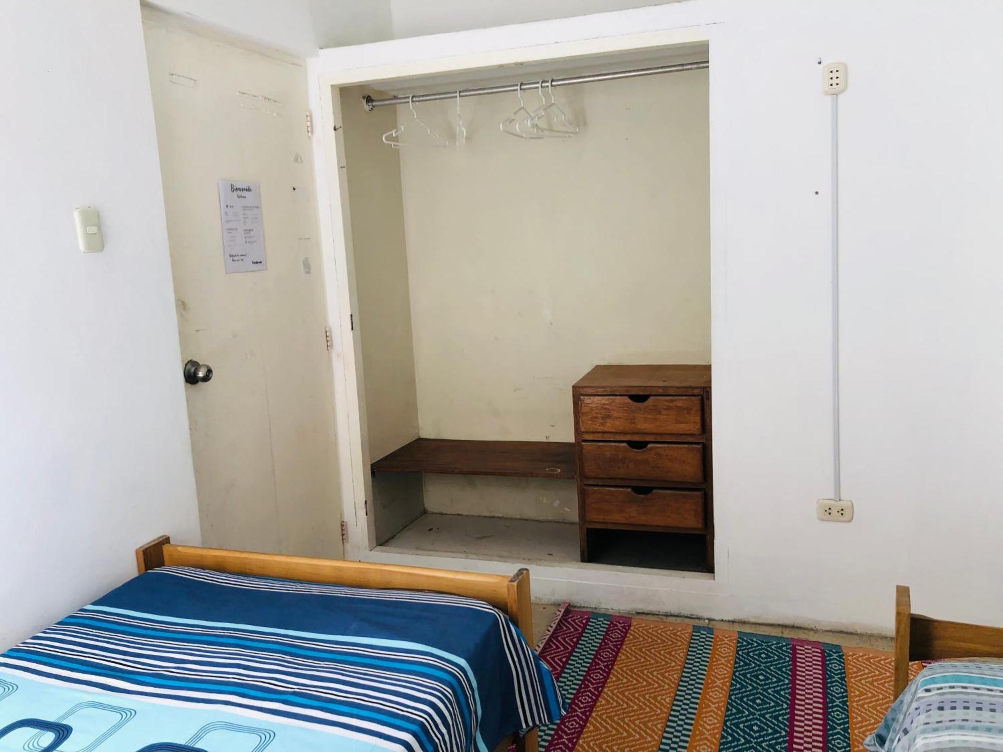 Pointbreak Surf Camp Hostel Huanchaco Ruang foto